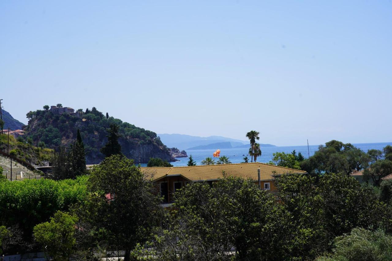 Villa Ilias ปาร์กา ภายนอก รูปภาพ