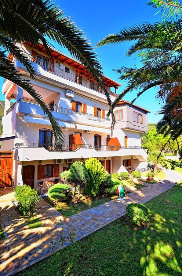 Villa Ilias ปาร์กา ภายนอก รูปภาพ